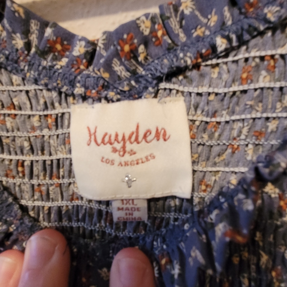 Hayden Los Angeles‎ Dress Top Women’s Size 1XL. Measurements in pictures. - Picture 10 of 11